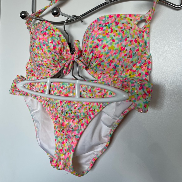 Victoria’s Secret Push Up Bathing Suit - worn once - Picture 1 of 6